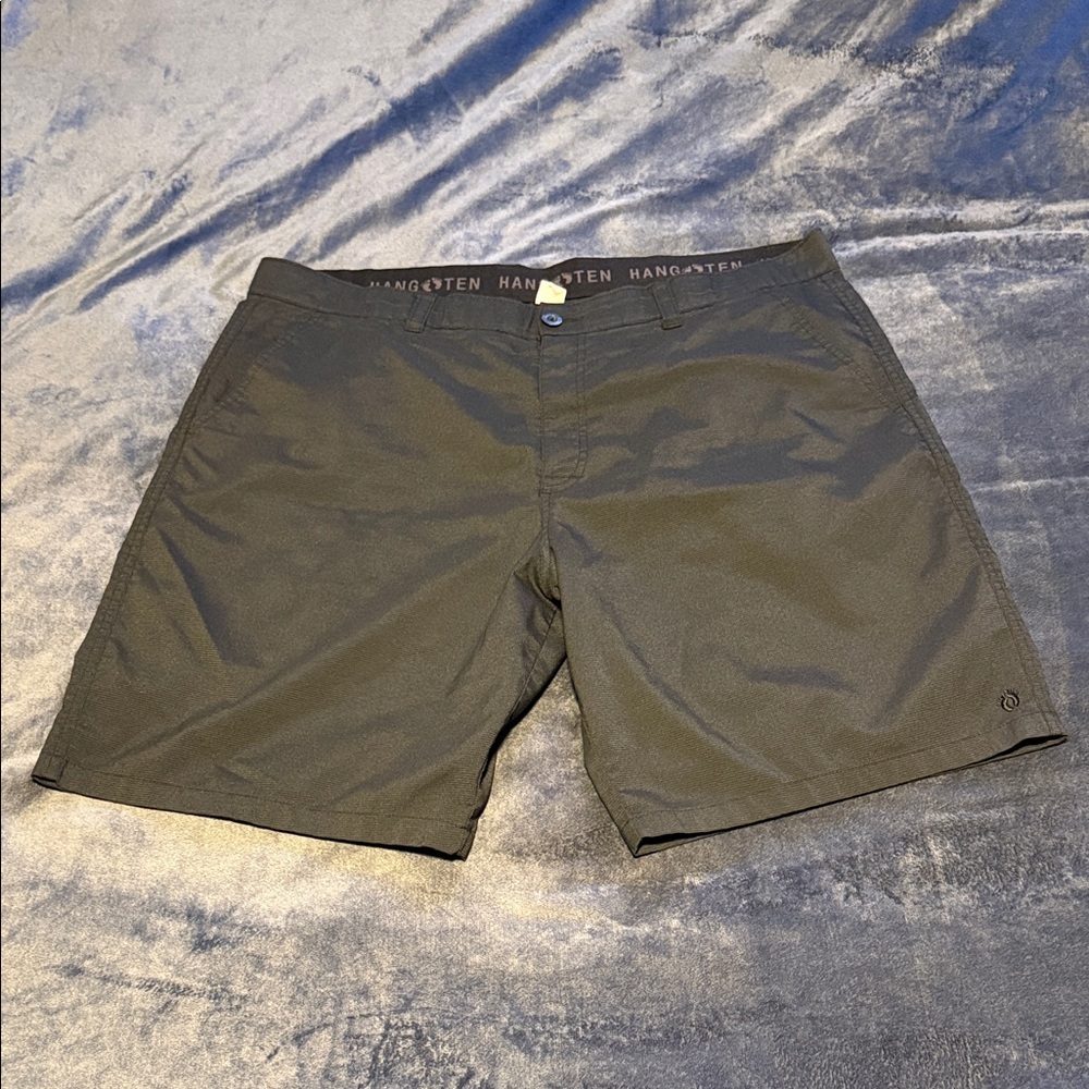 Hang Ten Men's Charcoal Flat Front Shorts